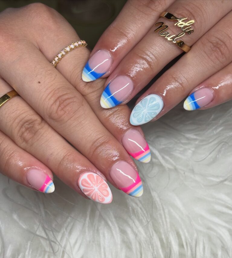 15 Surfside Nails: Coastal-Inspired Manicure Ideas
