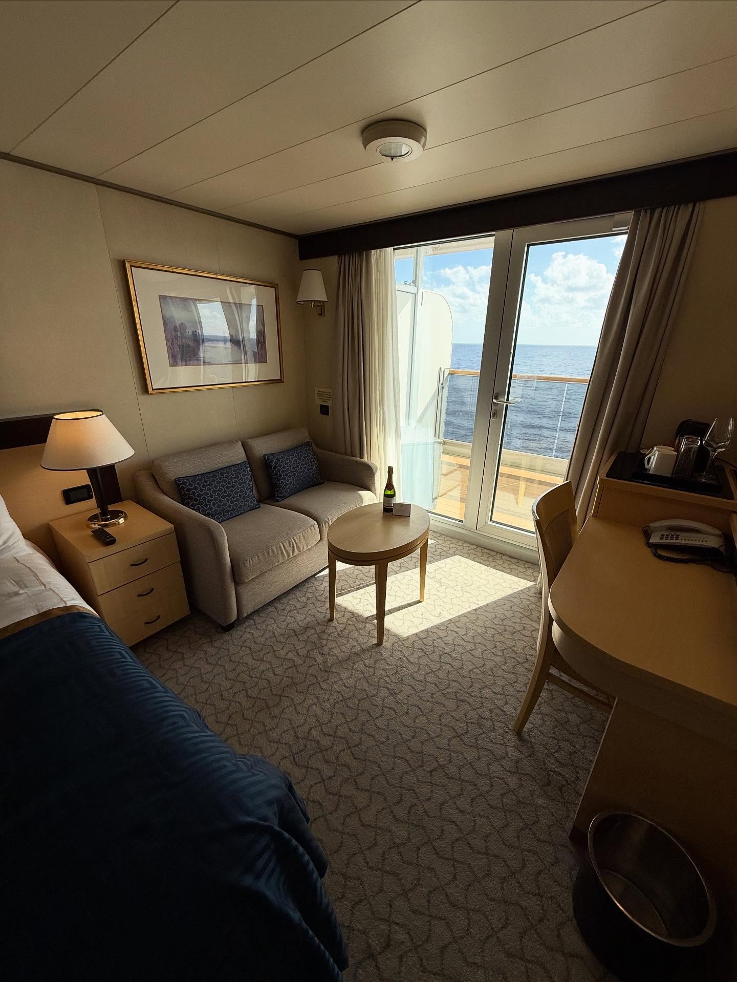 Cruise Cabin Storage Ideas for Couples: 12 Hacks That Actually Work