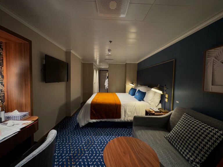 Cruise Cabin Hacks for Interior Cabins: 15 Tips That Actually Help